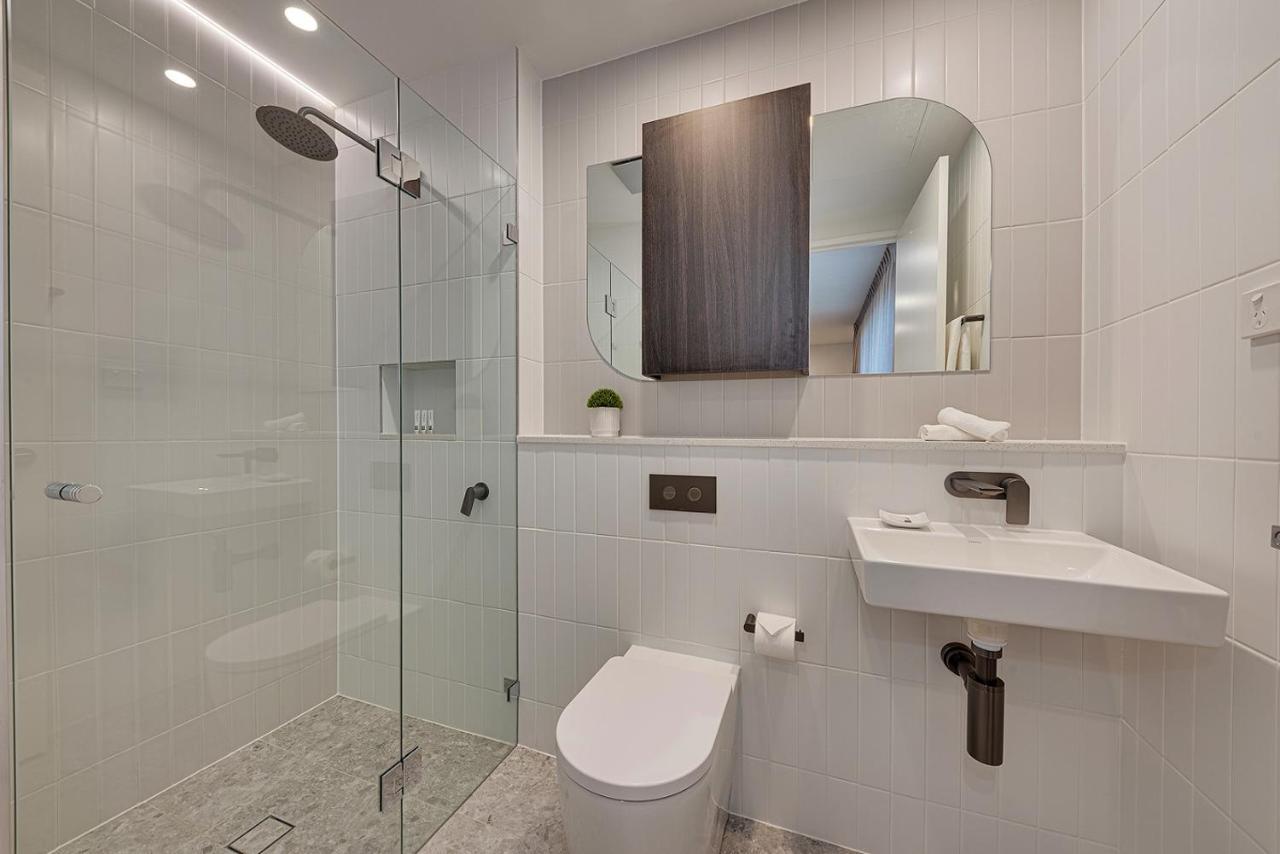 Littomore Suites Kingswood เพนริท ภายนอก รูปภาพ